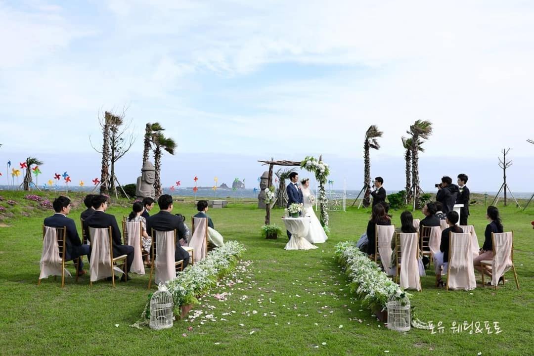 Sun And Moon Resort Seogwipo Exterior foto